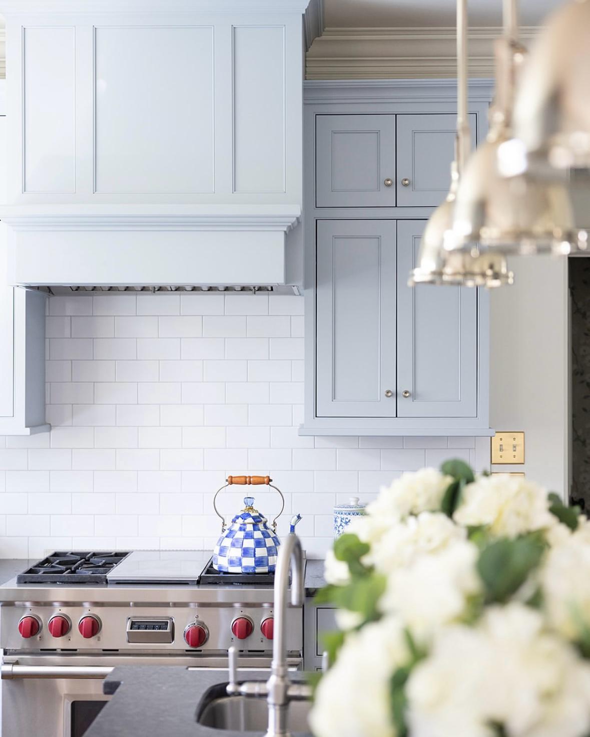 3 x 6 Subway Tile backsplash in residential kitchen