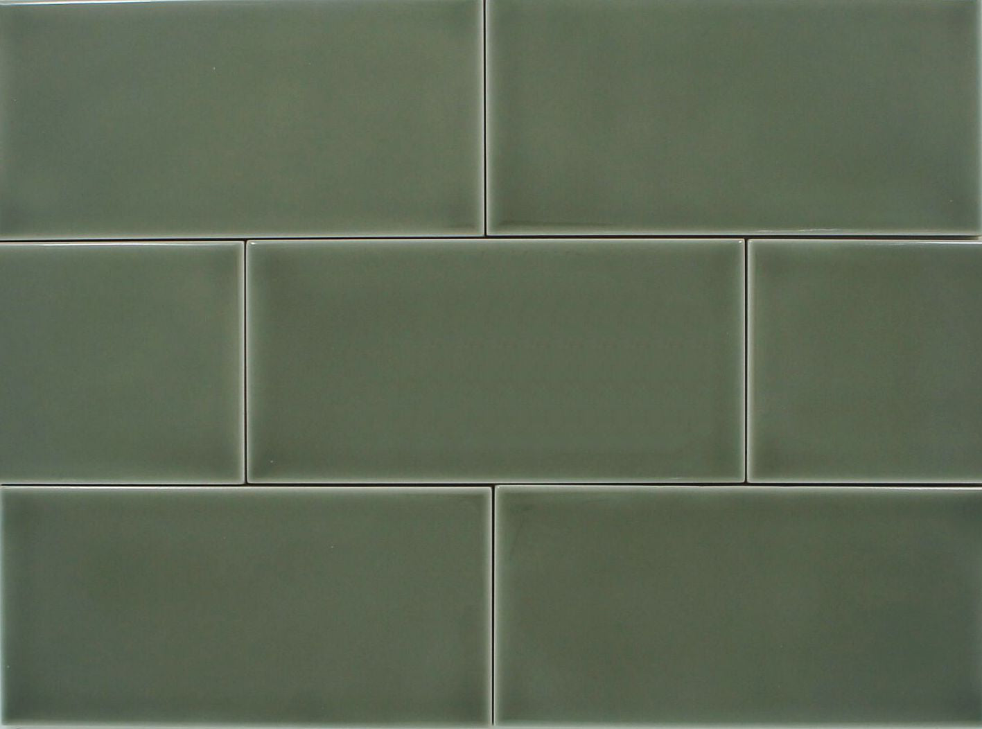 Lyric Artisan | Glazed Edge (3" x 6" Corner) Subway Finishing Tile 7